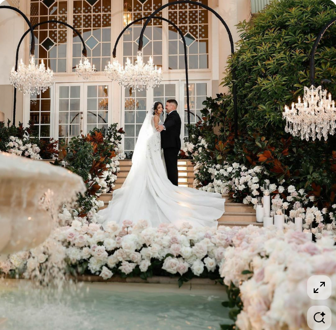 Décoration allée de lustres